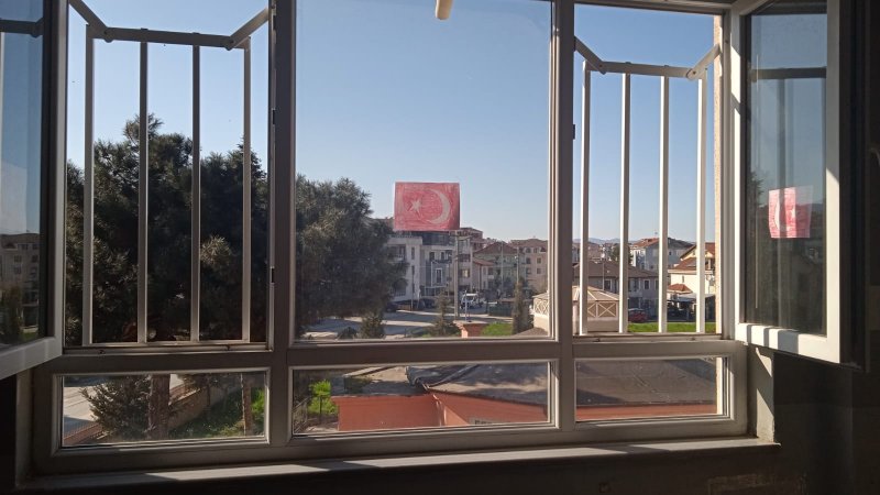 Okul Pencere Bariyeri